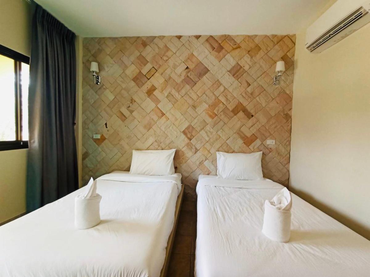 נאקהון סאוואן Wangpla Villa Resort מראה חיצוני תמונה