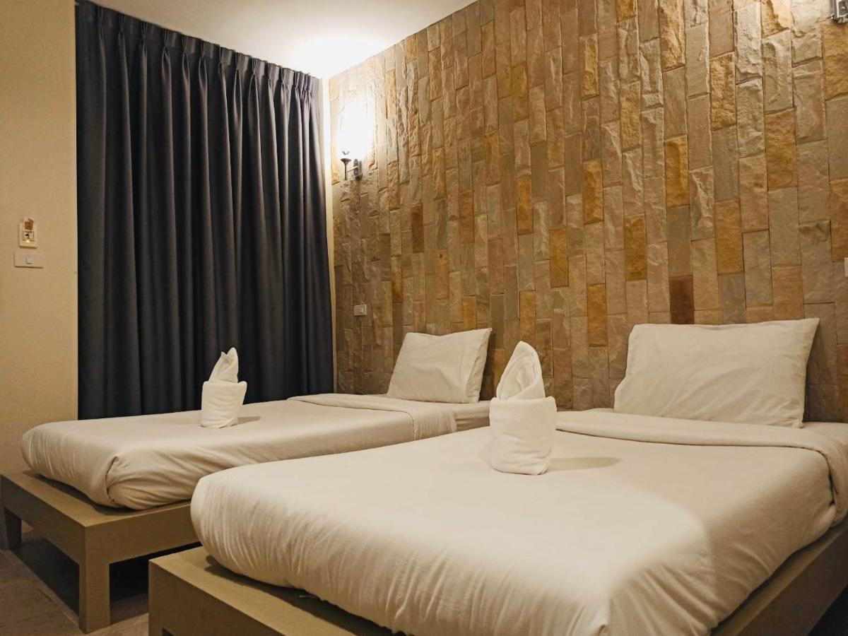נאקהון סאוואן Wangpla Villa Resort מראה חיצוני תמונה